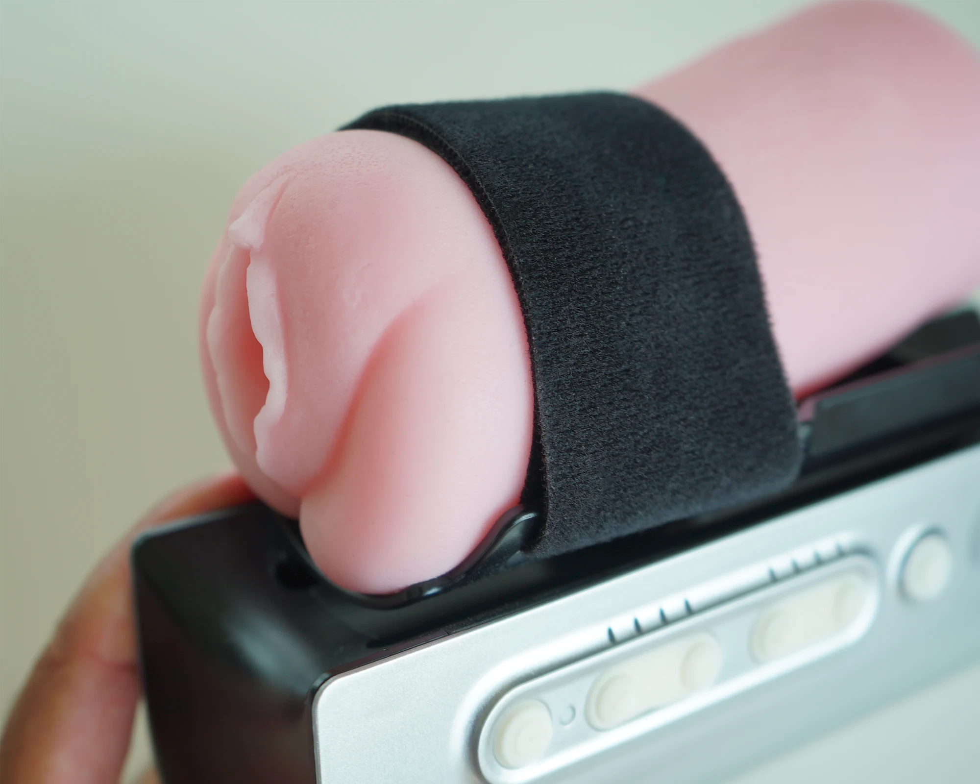 Solace Pro electric onahole review from Lovense by PercyOna